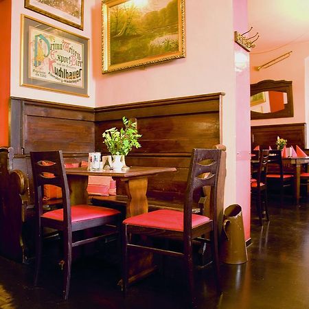 Restaurant Dicker Mann Hotel Zum Blauen Krebs Regensburg Kültér fotó