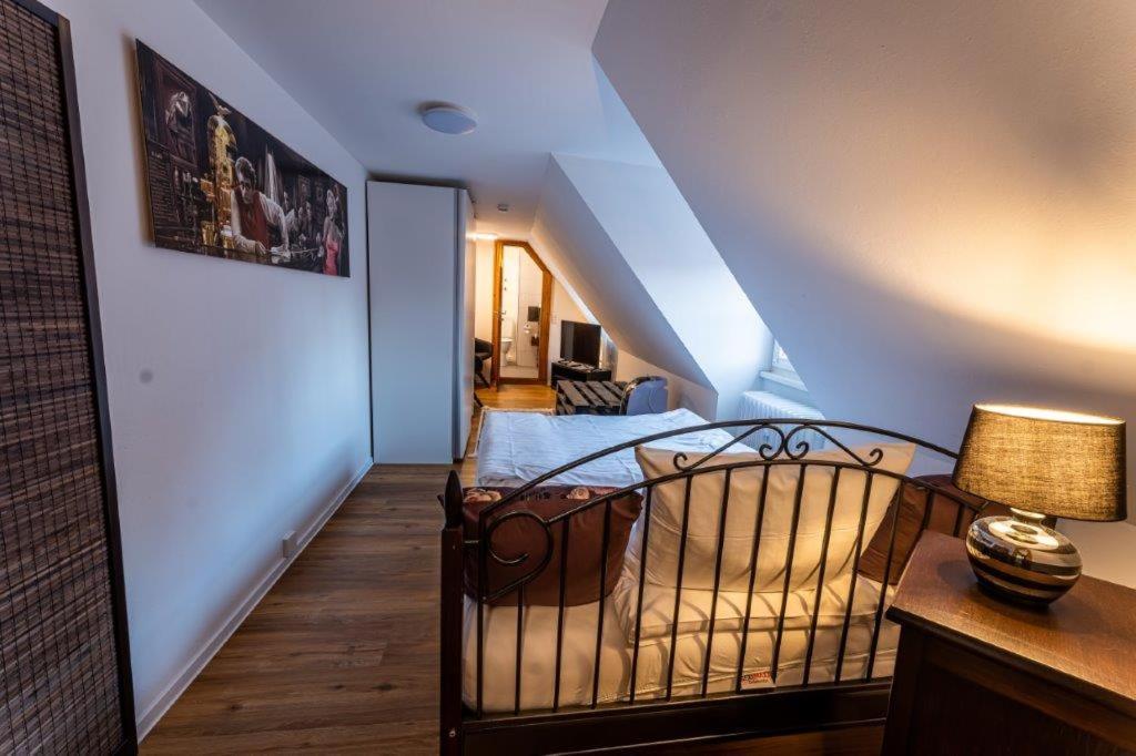 Restaurant Dicker Mann Hotel Zum Blauen Krebs Regensburg Kültér fotó