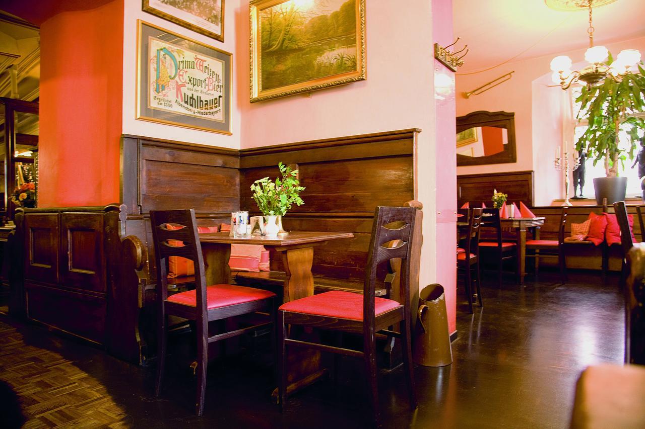 Restaurant Dicker Mann Hotel Zum Blauen Krebs Regensburg Kültér fotó